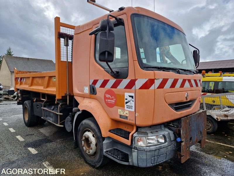 Renault Midlum -183462- 2002 - BB063TT - Camion: photos 2 Renault Midlum -183462- 2002 - BB063TT - Camion: photos 2