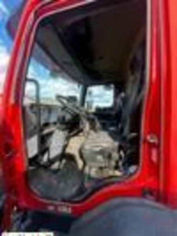 Renault Midlum + Epandeuse Secmair - 2008 - 220267kms (P2002828) - Camion: photos 3 Renault Midlum + Epandeuse Secmair - 2008 - 220267kms (P2002828) - Camion: photos 3