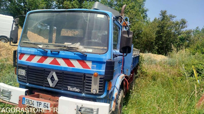 Renault S150 4x4 turbo - 1991 - 387236km - Camion: photos 1 Renault S150 4x4 turbo - 1991 - 387236km - Camion: photos 1