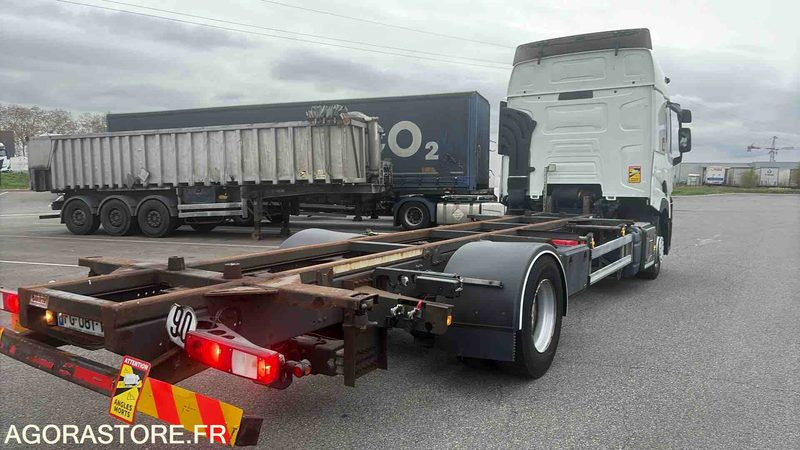 Renault T460 Porte-caisses mobiles - 2019 - 788590kms - FG-081-YP - Camion: photos 2 Renault T460 Porte-caisses mobiles - 2019 - 788590kms - FG-081-YP - Camion: photos 2