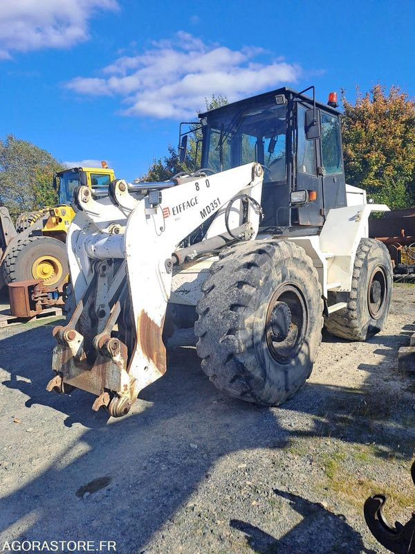 Chargeuse AHLMANN AS200 - 1999 / 6926 HEURES (MMF818/MD351) - Bulldozer: photos 1 Chargeuse AHLMANN AS200 - 1999 / 6926 HEURES (MMF818/MD351) - Bulldozer: photos 1