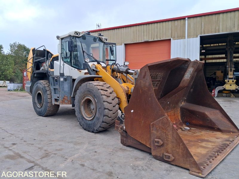 Chargeuse Liebherr L550 Xpower - 2016 / 16298 Heures - Chargeuse: photos 1 Chargeuse Liebherr L550 Xpower - 2016 / 16298 Heures - Chargeuse: photos 1