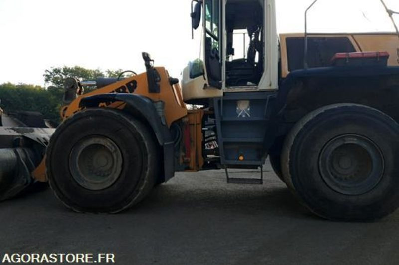 Chargeuse sur pneus LIEBHERR L566 XPower - 2016 / 11 762 HEURES - Chargeuse: photos 2 Chargeuse sur pneus LIEBHERR L566 XPower - 2016 / 11 762 HEURES - Chargeuse: photos 2