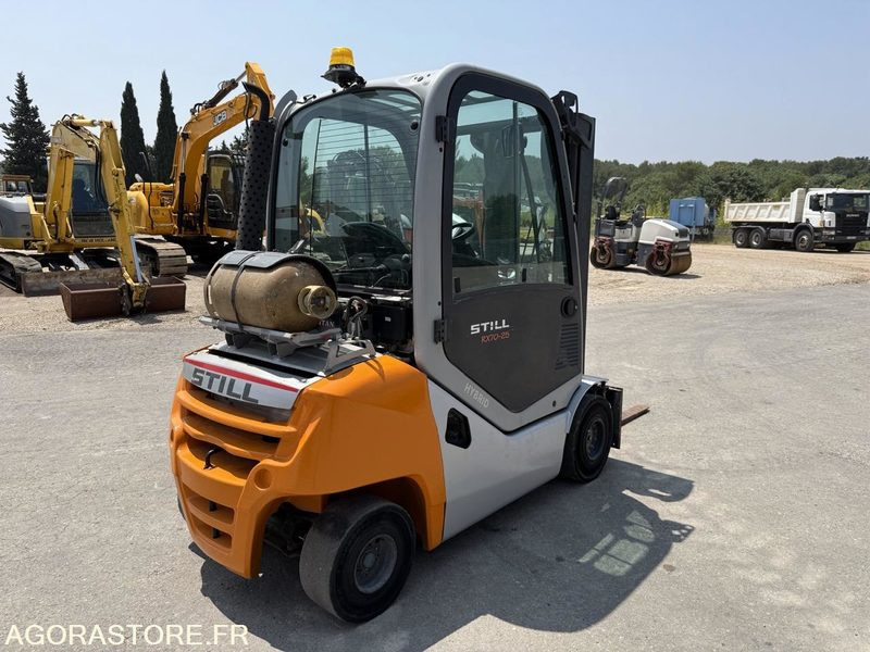Chariot élévateur STILL 2T5 - 3300heures - Chariot élévateur à gaz: photos 5 Chariot élévateur STILL 2T5 - 3300heures - Chariot élévateur à gaz: photos 5