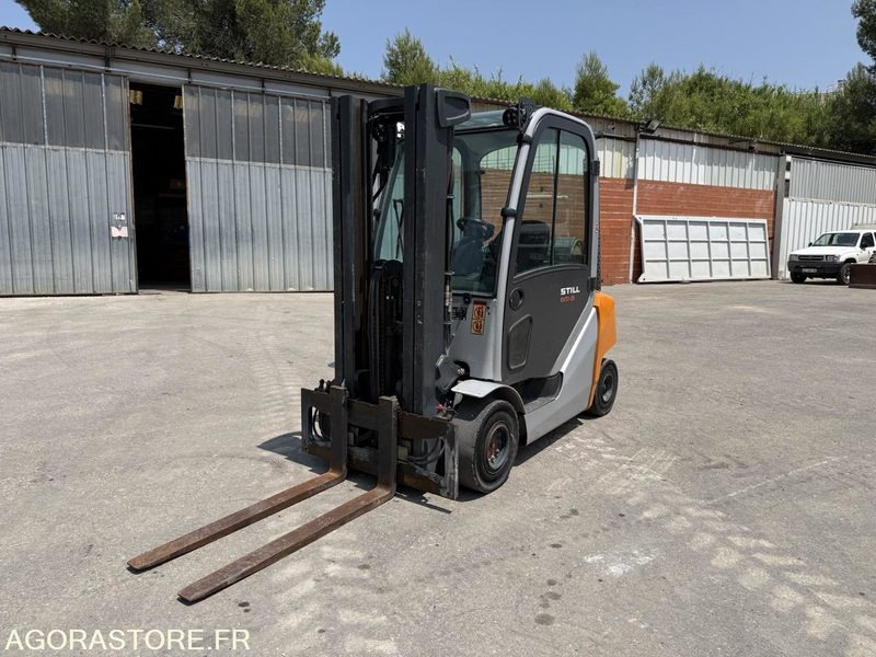 Chariot élévateur STILL 2T5 - 3300heures - Chariot élévateur à gaz: photos 1 Chariot élévateur STILL 2T5 - 3300heures - Chariot élévateur à gaz: photos 1