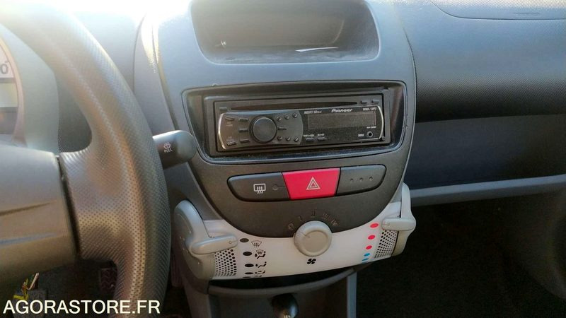 Citroen C1 - 2010 - 159251kms - Voiture: photos 4 Citroen C1 - 2010 - 159251kms - Voiture: photos 4