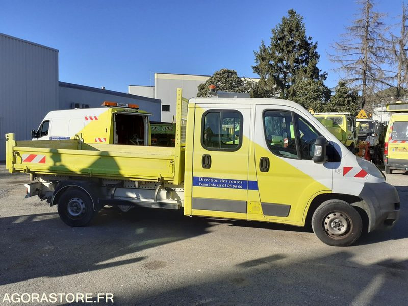 Citroën jumper 2010 - 207424kms - Utilitaire benne: photos 1 Citroën jumper 2010 - 207424kms - Utilitaire benne: photos 1