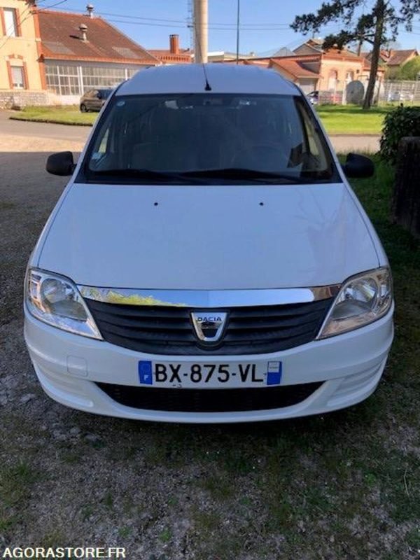 DACIA LOGAN - Voiture: photos 2 DACIA LOGAN - Voiture: photos 2