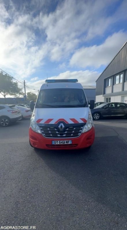 DT-542-NF - Roulant - Renault Master - VASP - 462 946 Kms - Ambulance: photos 3 DT-542-NF - Roulant - Renault Master - VASP - 462 946 Kms - Ambulance: photos 3