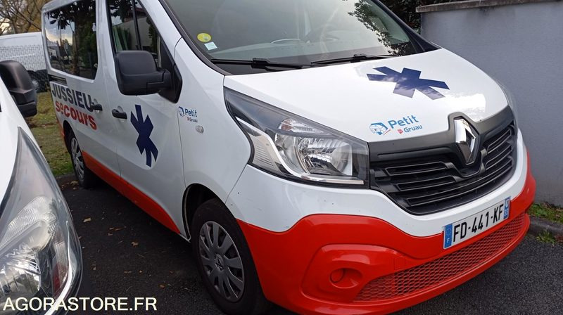 FD-441-KF - "PP"- Non Roulant - RENAULT TRAFIC - VASP - 318 629 Kms - Ambulance: photos 1 FD-441-KF - "PP"- Non Roulant - RENAULT TRAFIC - VASP - 318 629 Kms - Ambulance: photos 1