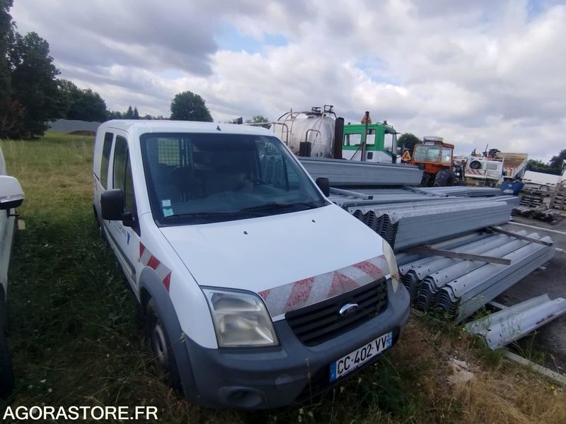FIAT DOBLO - 2010 - Fourgonnette: photos 2 FIAT DOBLO - 2010 - Fourgonnette: photos 2