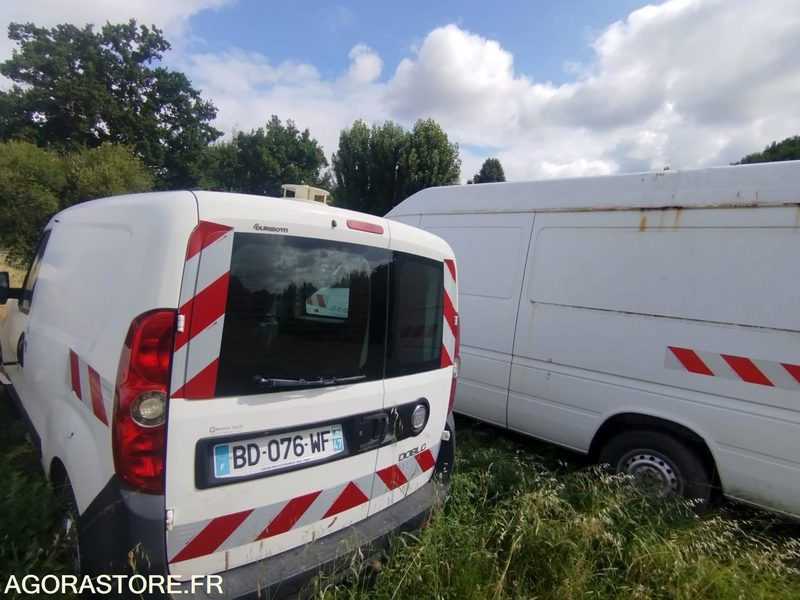 FIAT DOBLO - 2010 - Fourgonnette: photos 4 FIAT DOBLO - 2010 - Fourgonnette: photos 4