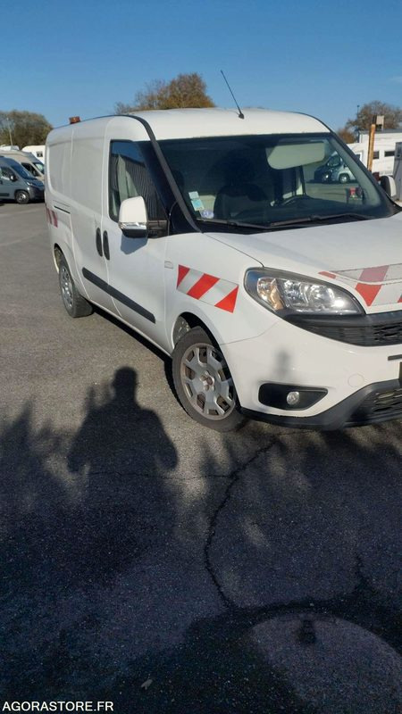 FIAT DOBLO CARGO MAXI - 2017 - 133644KM - EN008HN - Fourgonnette: photos 1 FIAT DOBLO CARGO MAXI - 2017 - 133644KM - EN008HN - Fourgonnette: photos 1
