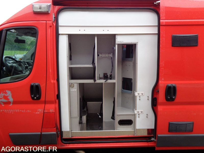 FIAT DUCATO BV.722.FC - Fourgon utilitaire: photos 5 FIAT DUCATO BV.722.FC - Fourgon utilitaire: photos 5