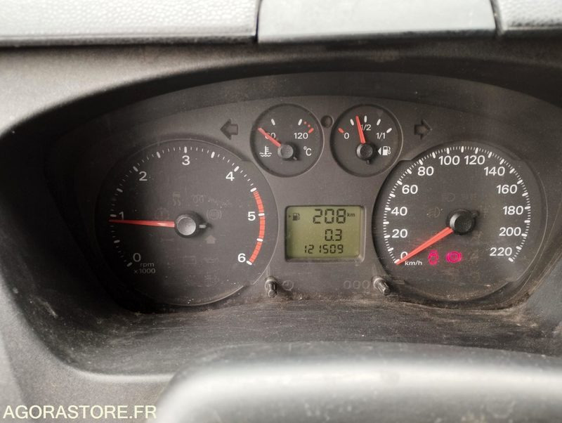 FORD TRANSIT TDCI 115 - Utilitaire benne: photos 3 FORD TRANSIT TDCI 115 - Utilitaire benne: photos 3