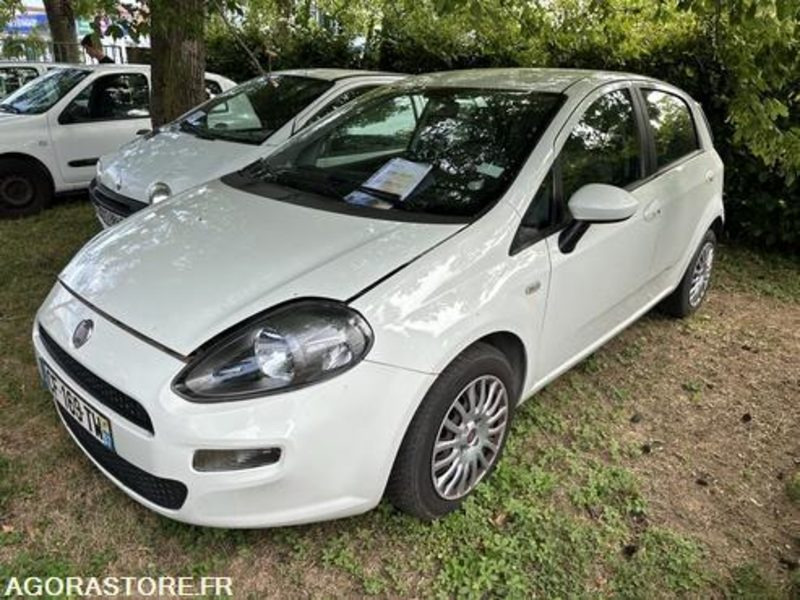 Fiat Punto - CF169TW - Voiture: photos 1 Fiat Punto - CF169TW - Voiture: photos 1