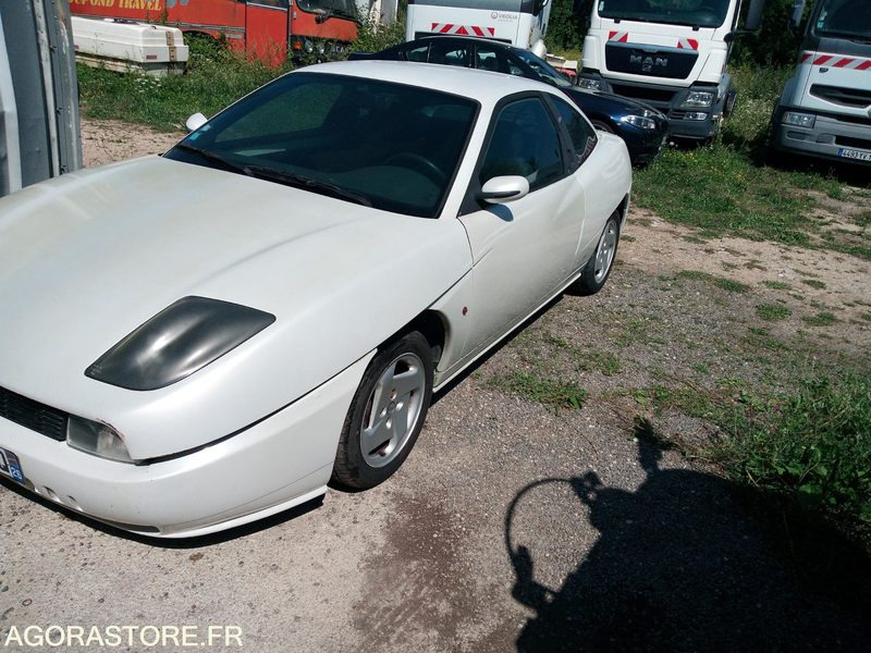 Fiat coupée 2.0L 20V - Voiture: photos 2 Fiat coupée 2.0L 20V - Voiture: photos 2