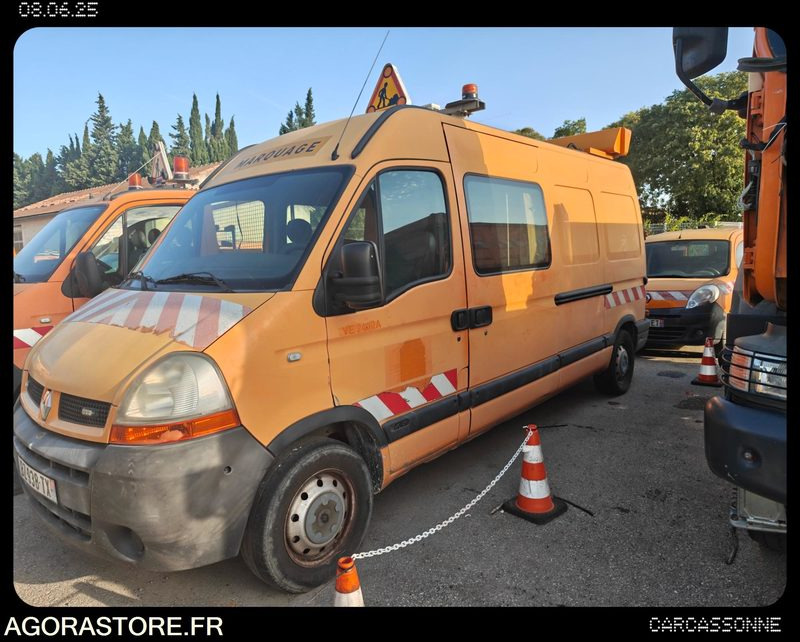 Fourgon Renault MASTER BZ-938-TX - Moteur tournant - Voyant airbag allumé - Fourgon utilitaire: photos 1 Fourgon Renault MASTER BZ-938-TX - Moteur tournant - Voyant airbag allumé - Fourgon utilitaire: photos 1