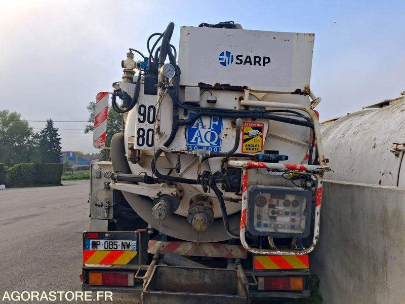 Hydrocureur Huwer/Renault 19T CP085NW (VENTE UNIQUEMENT EXPORT) - Camion hydrocureur: photos 3 Hydrocureur Huwer/Renault 19T CP085NW (VENTE UNIQUEMENT EXPORT) - Camion hydrocureur: photos 3