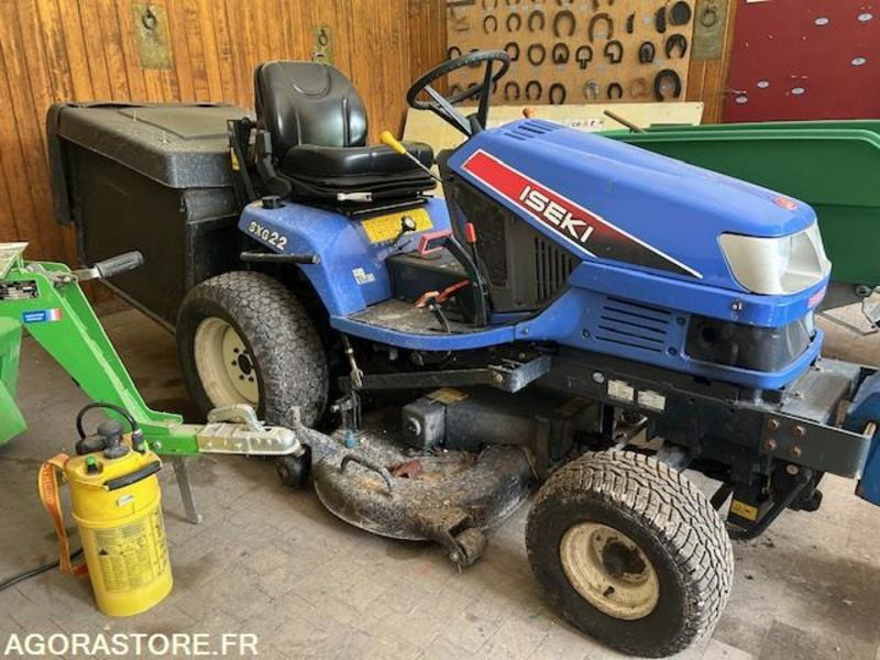 ISEKI SXG22H – Tracteur tondeuse -905 HEURES- Année 2008 - largeur de coupe 122 - Motofaucheuse: photos 2 ISEKI SXG22H – Tracteur tondeuse -905 HEURES- Année 2008 - largeur de coupe 122 - Motofaucheuse: photos 2