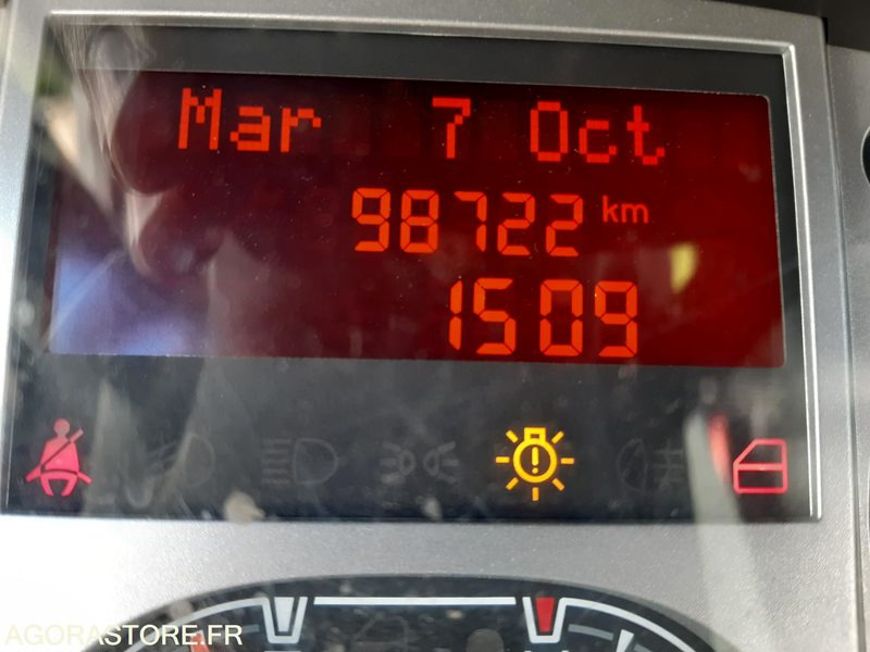 IVECO BENNE DANS L'ETAT - Utilitaire benne: photos 4 IVECO BENNE DANS L'ETAT - Utilitaire benne: photos 4