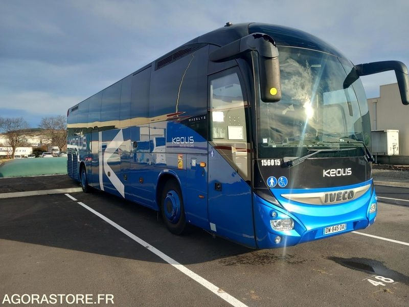 IVECO BUS MAGELYS 12.76m N°156015 - Minibus, Transport de personnes: photos 1 IVECO BUS MAGELYS 12.76m N°156015 - Minibus, Transport de personnes: photos 1