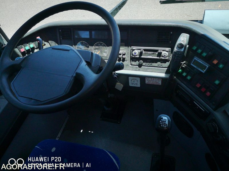 IVECO BUS RECREO 12.80m N°061026 - Bus scolaire: photos 5 IVECO BUS RECREO 12.80m N°061026 - Bus scolaire: photos 5