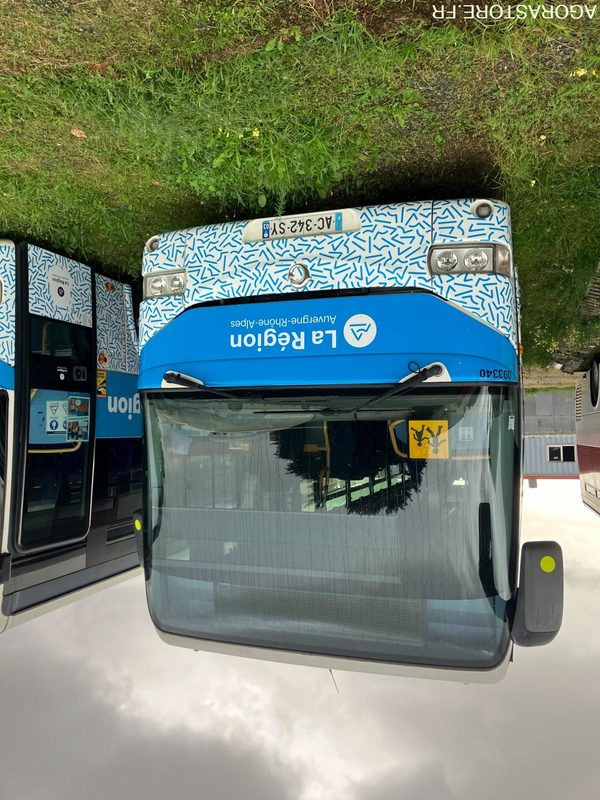 IVECO CROSSWAY 12.80m N°093340 - Minibus, Transport de personnes: photos 1 IVECO CROSSWAY 12.80m N°093340 - Minibus, Transport de personnes: photos 1