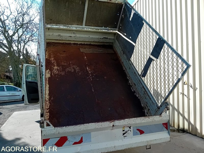 Utilitaire benne IVECO DAILY 35C15 BENNE 7 PLACES: photos 9 Utilitaire benne IVECO DAILY 35C15 BENNE 7 PLACES: photos 9