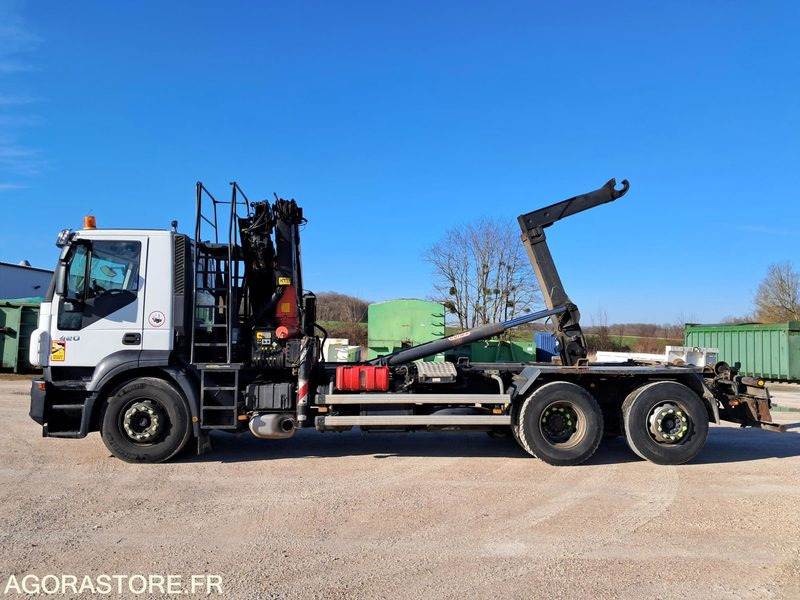 IVECO GRUE AMPLIROLL 559000 kms 2009 - Camion ampliroll: photos 3 IVECO GRUE AMPLIROLL 559000 kms 2009 - Camion ampliroll: photos 3