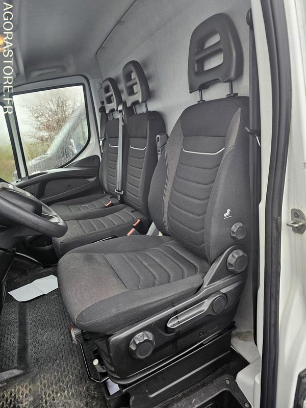 Iveco daily 35S14 - 2022 - 8815 Kms - Fourgon utilitaire: photos 5 Iveco daily 35S14 - 2022 - 8815 Kms - Fourgon utilitaire: photos 5