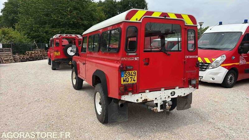 LAND ROVER DÉFENDER 130 113 979 Kms - 2000 - 5949 WQ 74 - SUV: photos 3 LAND ROVER DÉFENDER 130 113 979 Kms - 2000 - 5949 WQ 74 - SUV: photos 3