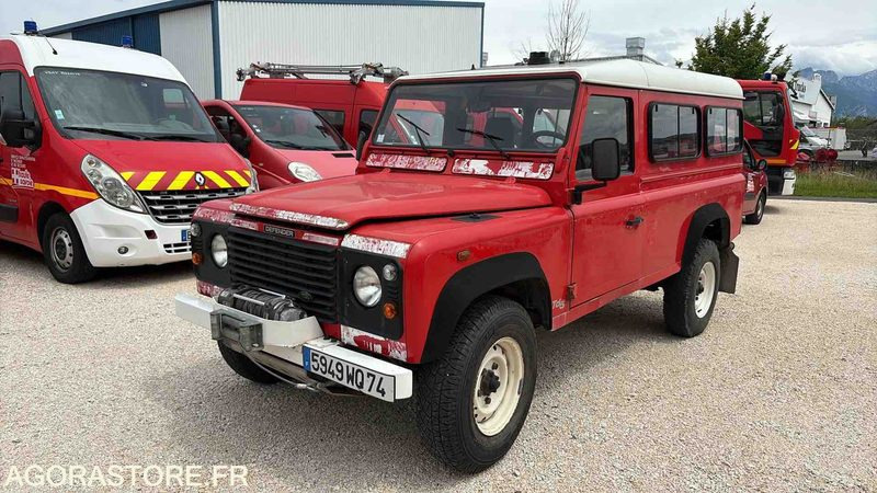LAND ROVER DÉFENDER 130 113 979 Kms - 2000 - 5949 WQ 74 - SUV: photos 1 LAND ROVER DÉFENDER 130 113 979 Kms - 2000 - 5949 WQ 74 - SUV: photos 1