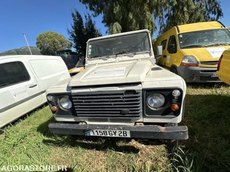 LAND ROVER DEFENDER - 2002 - 173989KM - 1158GY2B - Pick-up: photos 2 LAND ROVER DEFENDER - 2002 - 173989KM - 1158GY2B - Pick-up: photos 2
