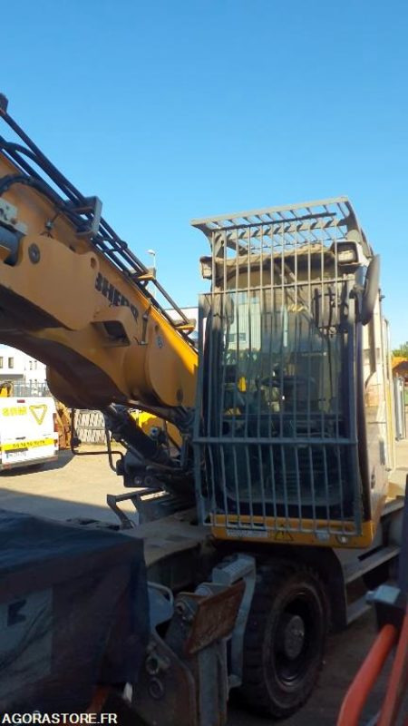 LIEBHERR LH22M Pelle Litronic 22000h - Pelle: photos 4 LIEBHERR LH22M Pelle Litronic 22000h - Pelle: photos 4