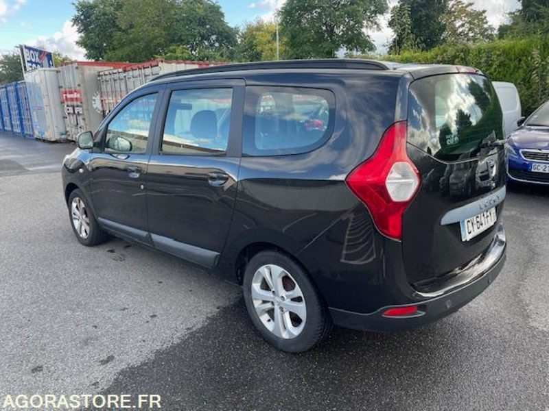LODGY PRESTIGE 5PLACES 1.2Tce 115cv . 09/2013 . 161100 km - Voiture: photos 2 LODGY PRESTIGE 5PLACES 1.2Tce 115cv . 09/2013 . 161100 km - Voiture: photos 2