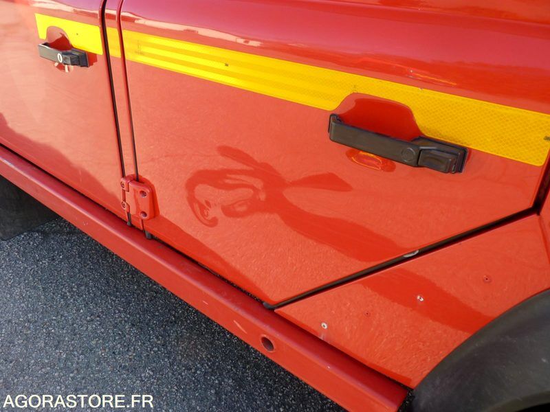 Land Rover Defender Long - SUV: photos 3 Land Rover Defender Long - SUV: photos 3
