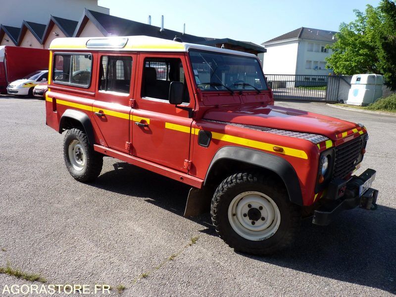 SUV Land Rover Defender Long: photos 27 SUV Land Rover Defender Long: photos 27