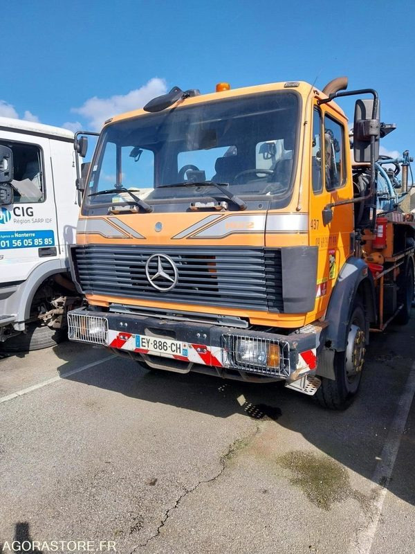 MERCEDES 1922 HUWER 1993 (922674Km) NON ROULANT EXPORT UNIQUEMENT - Camion hydrocureur: photos 2 MERCEDES 1922 HUWER 1993 (922674Km) NON ROULANT EXPORT UNIQUEMENT - Camion hydrocureur: photos 2