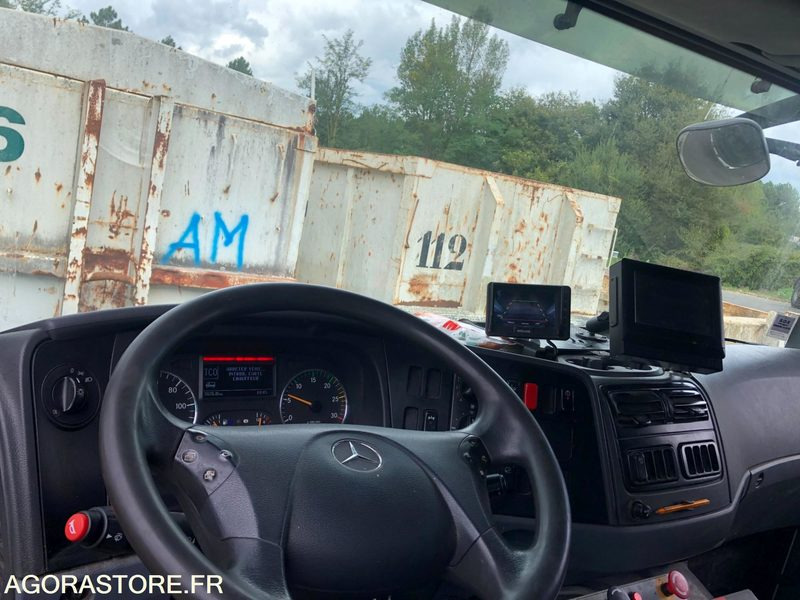 MERCEDES AXOR 26T-21m3 - 287235 kms - 2014 - Benne à ordures ménagères: photos 4 MERCEDES AXOR 26T-21m3 - 287235 kms - 2014 - Benne à ordures ménagères: photos 4