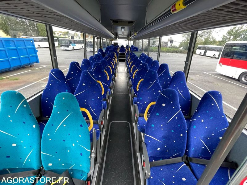 MERCEDES INTOURO 13m N°093019 - Bus scolaire: photos 4 MERCEDES INTOURO 13m N°093019 - Bus scolaire: photos 4