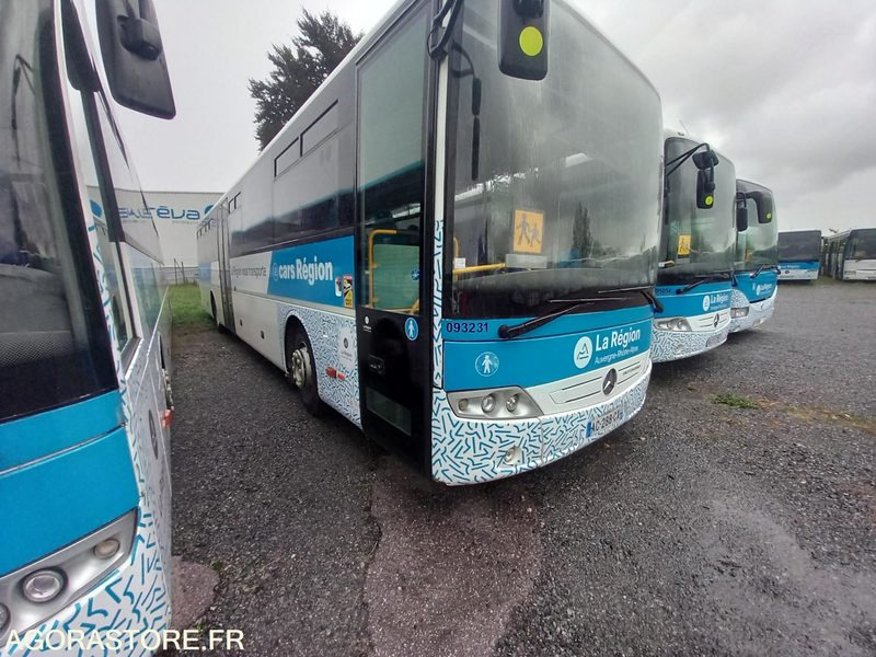 MERCEDES INTOURO 13m N°093231 - Bus scolaire: photos 1 MERCEDES INTOURO 13m N°093231 - Bus scolaire: photos 1