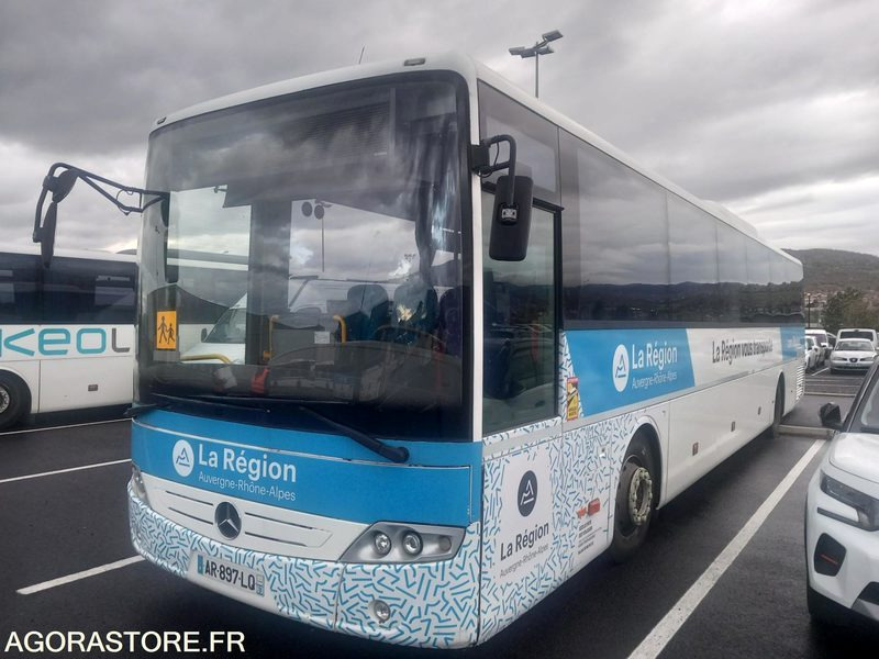 MERCEDES INTOURO LIGNE PLUS N°105001 - Bus scolaire: photos 2 MERCEDES INTOURO LIGNE PLUS N°105001 - Bus scolaire: photos 2