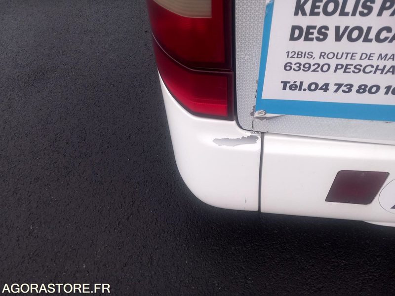 MERCEDES INTOURO LIGNE PLUS N°105001 - Bus scolaire: photos 5 MERCEDES INTOURO LIGNE PLUS N°105001 - Bus scolaire: photos 5