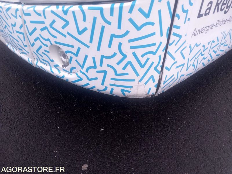 MERCEDES INTOURO LIGNE PLUS N°105001 - Bus scolaire: photos 3 MERCEDES INTOURO LIGNE PLUS N°105001 - Bus scolaire: photos 3