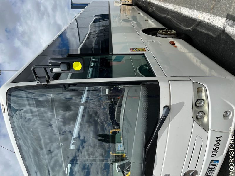 MERCEDES INTOURO N°095041 - Bus scolaire: photos 2 MERCEDES INTOURO N°095041 - Bus scolaire: photos 2