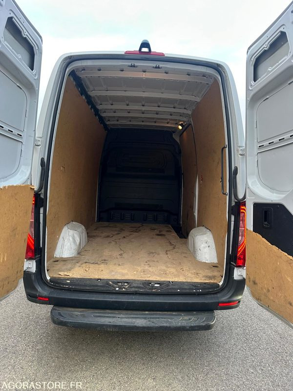 Fourgon utilitaire MERCEDES - SPRINTER - 2021 / 88000 KM: photos 11