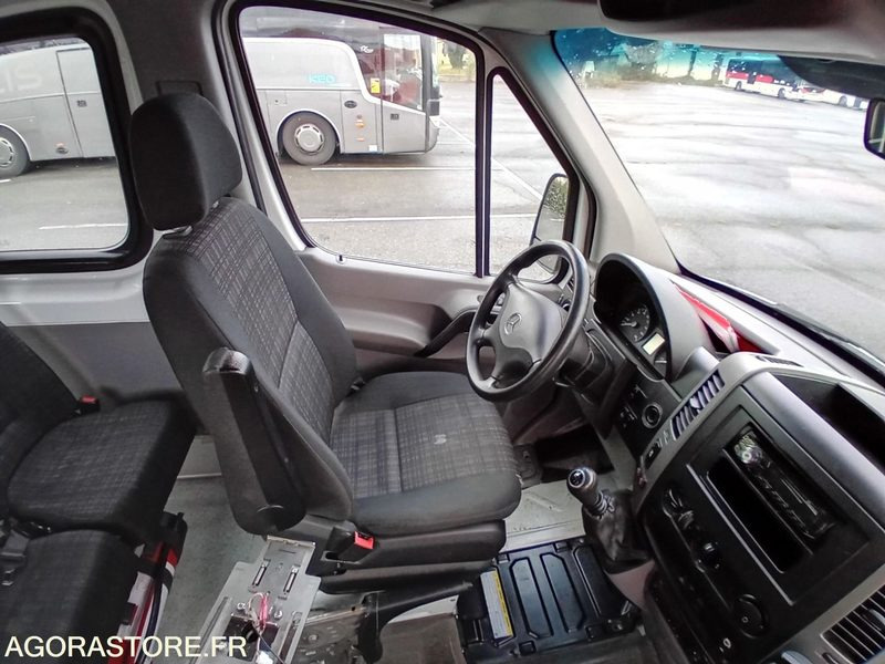 MERCEDES SPRINTER N°147685 - Minibus, Transport de personnes: photos 5 MERCEDES SPRINTER N°147685 - Minibus, Transport de personnes: photos 5