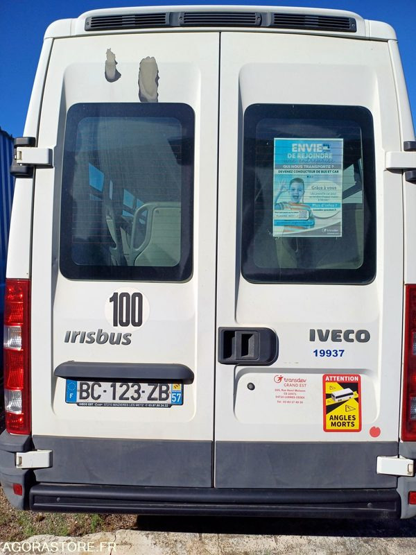 MINICAR DAILY - N°19937 - MEC 2010 -258009KM BC-123-ZB - Minibus, Transport de personnes: photos 5 MINICAR DAILY - N°19937 - MEC 2010 -258009KM BC-123-ZB - Minibus, Transport de personnes: photos 5