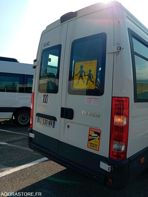 MINICARS IVECO DAILY N°12446 MEC 2011 131000KM BZ-530-NV - Minibus, Transport de personnes: photos 2 MINICARS IVECO DAILY N°12446 MEC 2011 131000KM BZ-530-NV - Minibus, Transport de personnes: photos 2